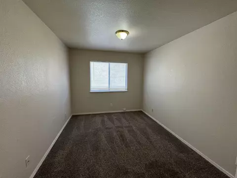Bedroom - 1900 Temescal Dr, Modesto, CA 95355 photo 2 of 3