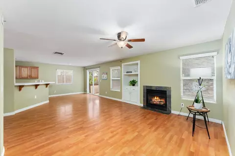 Living - 4326 Castleton Cir, Mather, CA 95655 photo 2 of 5