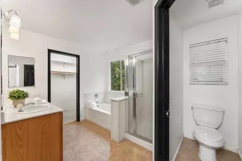 Bath - 4326 Castleton Cir, Mather, CA 95655 photo 2 of 5