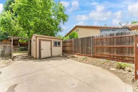 Exterior - 4326 Castleton Cir, Mather, CA 95655 photo 25 of 28