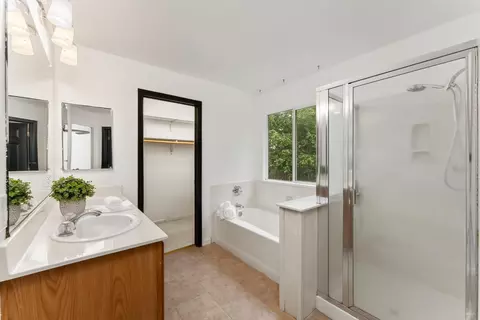 Bath - 4326 Castleton Cir, Mather, CA 95655 photo 3 of 5