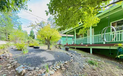 Exterior - 3887 Northwood Dr, Murphys, CA 95247 photo 5 of 9