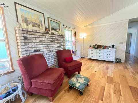 Living - 3887 Northwood Dr, Murphys, CA 95247 photo 1 of 2