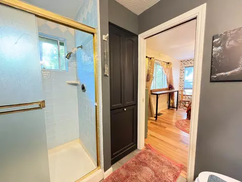 Bath - 3887 Northwood Dr, Murphys, CA 95247 photo 1 of 2