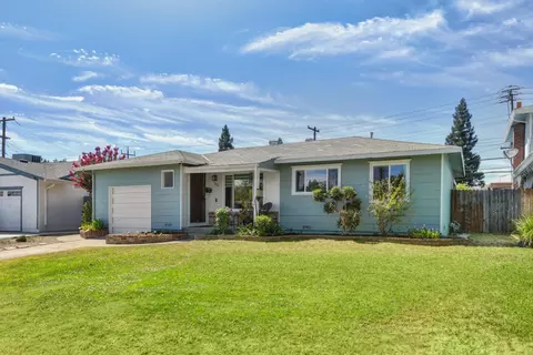 1669 Bowling Green Dr, Sacramento, CA 95815