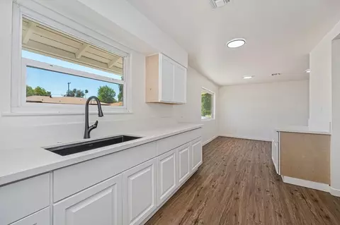 1132 Amberwood, Sacramento, CA 95864