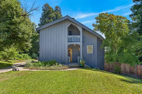 3940 Bannister Rd, Fair Oaks, CA 95628