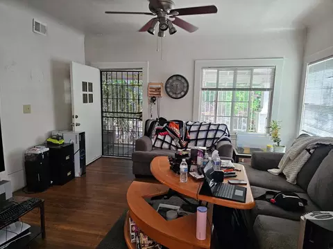 1804 S St, Sacramento, CA 95811
