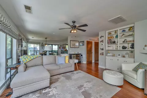 Living - 3338 Pardi Way, Placerville, CA 95667 photo 2 of 4