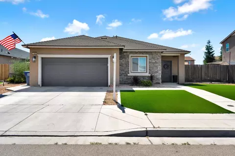 1386 Shoreside Dr, Madera, CA 93637