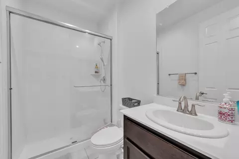 Bath - 3534 Quartz Mill Ct, Folsom, CA 95630 photo 1 of 2