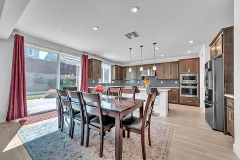 Dining - 3534 Quartz Mill Ct, Folsom, CA 95630 photo 1 of 2