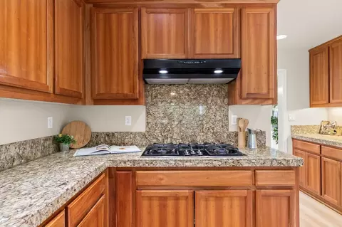 Kitchen - 2408 Victor Ct, Tracy, CA 95304 photo 4 of 6