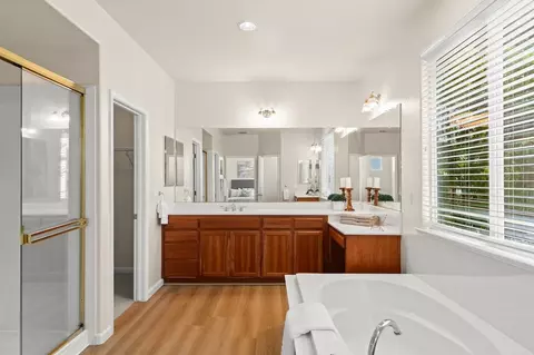 Bath - 2408 Victor Ct, Tracy, CA 95304 photo 3 of 5