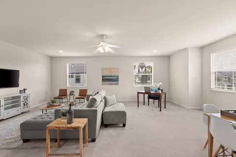 Living - 2408 Victor Ct, Tracy, CA 95304 photo 10 of 13