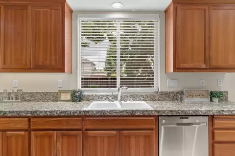 Kitchen - 2408 Victor Ct, Tracy, CA 95304 photo 5 of 6