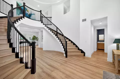 4068 Whitney Vista Ln, Rocklin, CA 95677