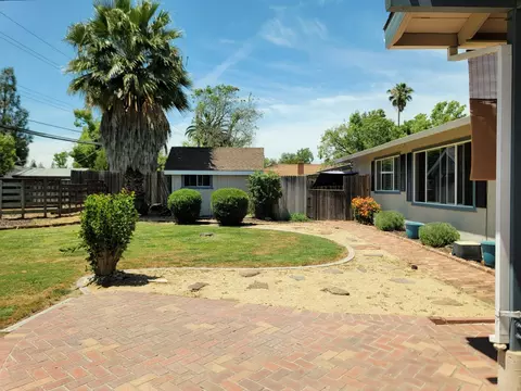 Exterior - 6608 Penney Way, Carmichael, CA 95608 photo 5 of 10