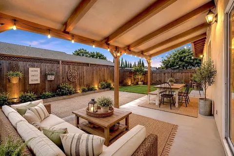 Exterior - 3712 E Orangeburg Ave, Modesto, CA 95355 photo 6 of 11