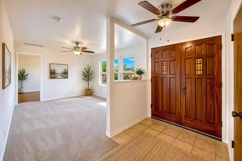 Entry Way - 3712 E Orangeburg Ave, Modesto, CA 95355 photo 1 of 4