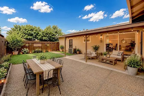 Exterior - 3712 E Orangeburg Ave, Modesto, CA 95355 photo 7 of 11