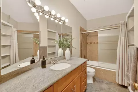 Bath - 4952 Clear Cir, Carmichael, CA 95608 photo 3 of 5