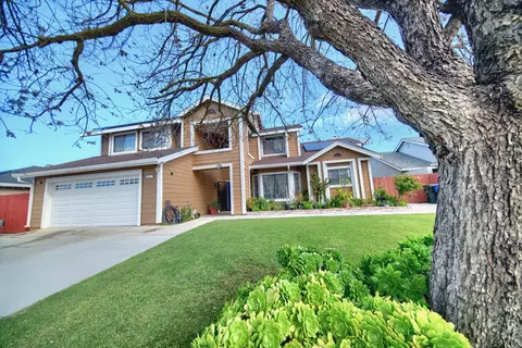 881 Snowgoose Ln, Manteca, CA 95337