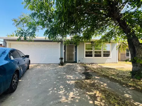 513 Algen Ct, Modesto, CA 95358