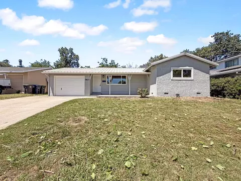 7827 Glen Tree Dr, Citrus Heights, CA 95610