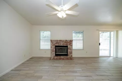 Living - 4423 Capurso Dr, Turlock, CA 95382 photo 7 of 7