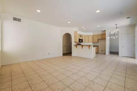 Living - 813 Boulder Ave, Lathrop, CA 95330 photo 5 of 6