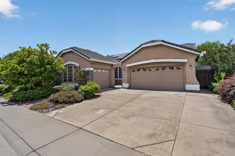1968 Shropshire St, Roseville, CA 95747