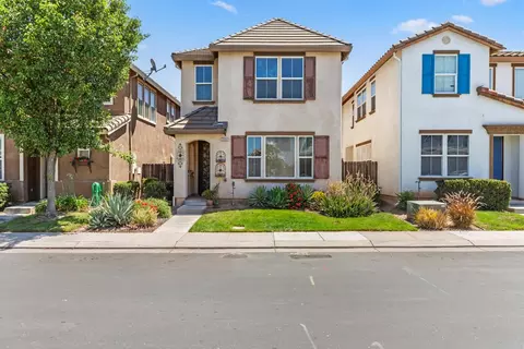 2836 Hawaiian Petrel Ave, Modesto, CA 95355