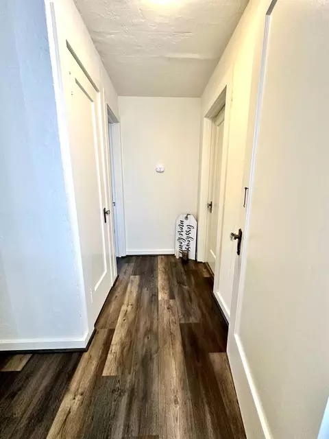 Entry Way - 1677 2nd St, Arnold, CA 95223 photo 2 of 2