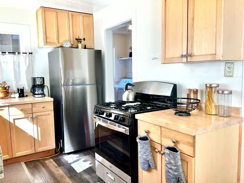 Kitchen - 1677 2nd St, Arnold, CA 95223 photo 2 of 3