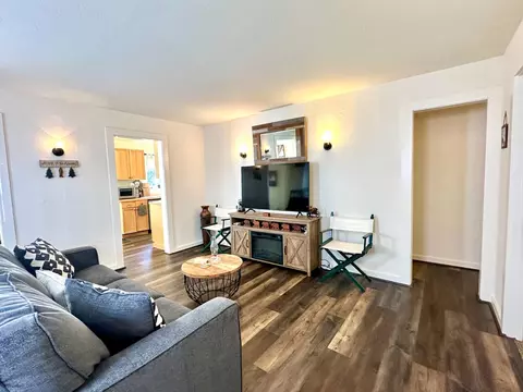 1677 2nd St, Arnold, CA 95223