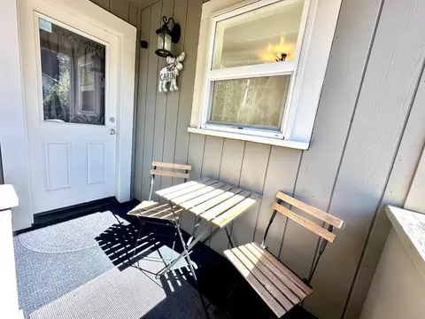 Exterior - 1677 2nd St, Arnold, CA 95223 photo 6 of 10