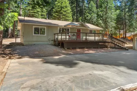 2210 Pinewood Ln, Pollock Pines, CA 95726