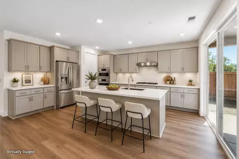 2340 Briar Meadow Cir, Auburn, CA 95603