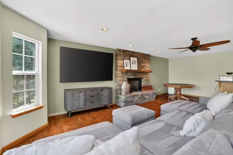 Living - 3291 Texas Hill Rd, Placerville, CA 95667 photo 3 of 4
