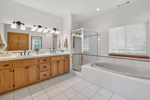 Bath - 3291 Texas Hill Rd, Placerville, CA 95667 photo 3 of 6