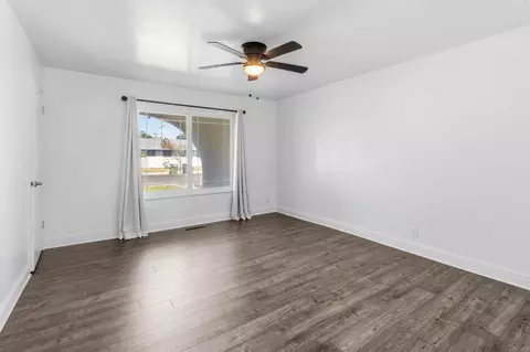 Living - 1408 Wallin Way, Modesto, CA 95351 photo 6 of 7