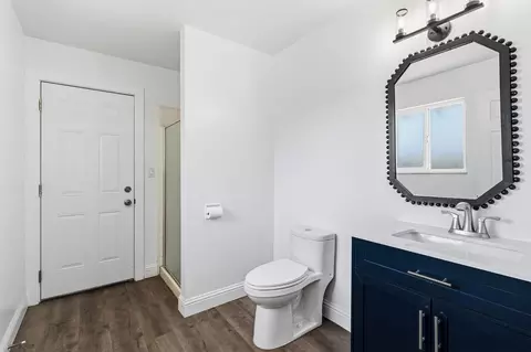 Bath - 1408 Wallin Way, Modesto, CA 95351 photo 5 of 5