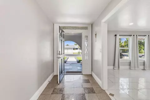 Entry Way - 1408 Wallin Way, Modesto, CA 95351 photo 2 of 3