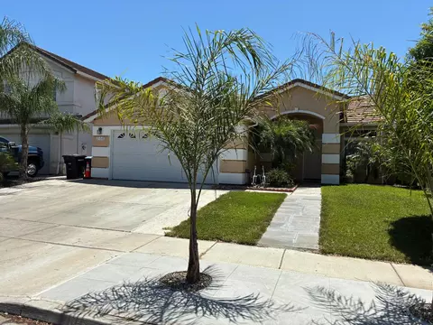 868 Alcoy Dr, Ceres, CA 95307
