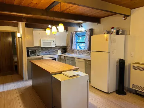 Kitchen - 2266 Fairway Dr, Arnold, CA 95223 photo 1 of 2