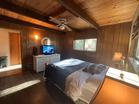 Bedroom - 2266 Fairway Dr, Arnold, CA 95223 photo 8 of 9