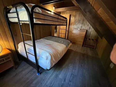 Bedroom - 2266 Fairway Dr, Arnold, CA 95223 photo 3 of 9