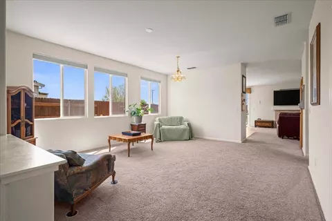 Living - 753 Egret Dr, Williams, CA 95987 photo 2 of 5