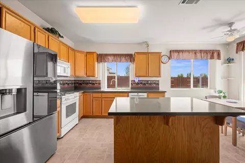 Kitchen - 753 Egret Dr, Williams, CA 95987 photo 1 of 8